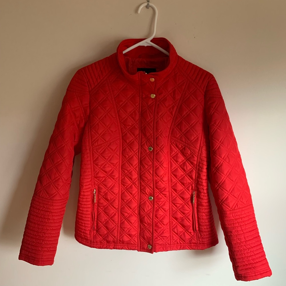 Weatherproof brand red slim puffer jacket with brass accents (Medium).